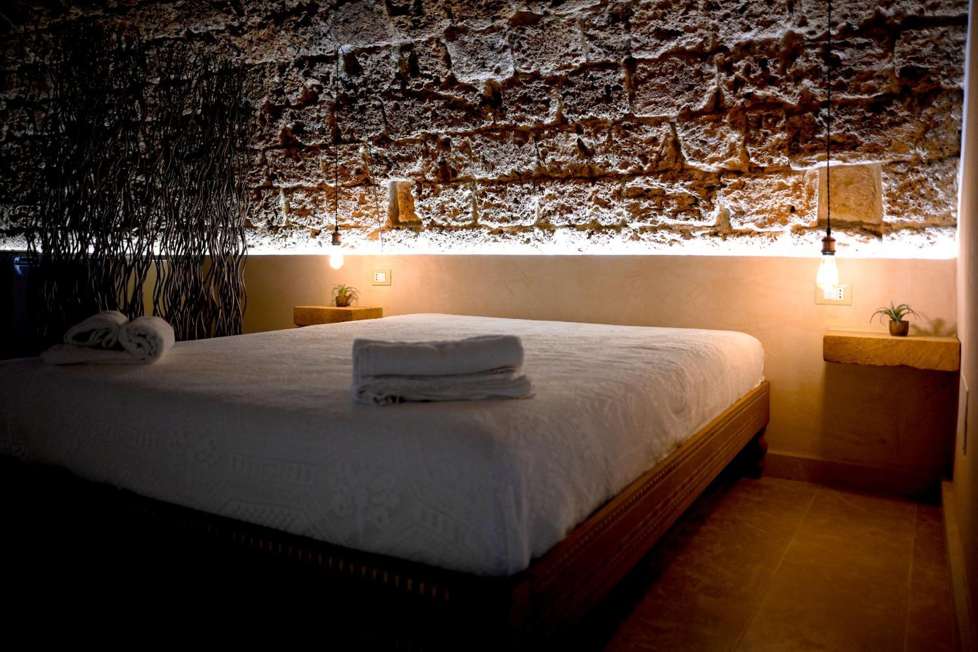 La Grotta, Luxury Suite & Spa Noto Exterior photo